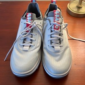 BALA : Twelve Nurse Shoes women’s 11 Mens 9.5